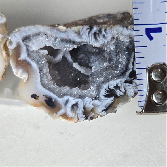 2 Pieces Natural Agate Geodes - Picture 3 of 8